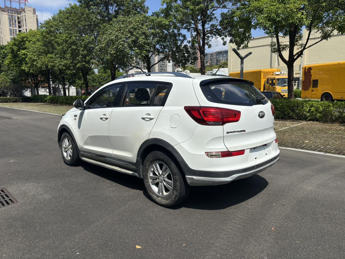 Kia Sportage 2015 thumb 12