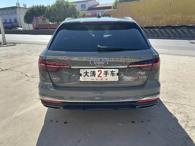 Audi A4 2022 thumb 2