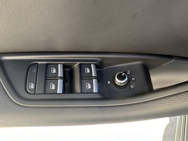 Audi A4 2022 thumb 9
