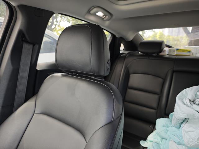 Chevrolet Malibu 2021 thumb 2