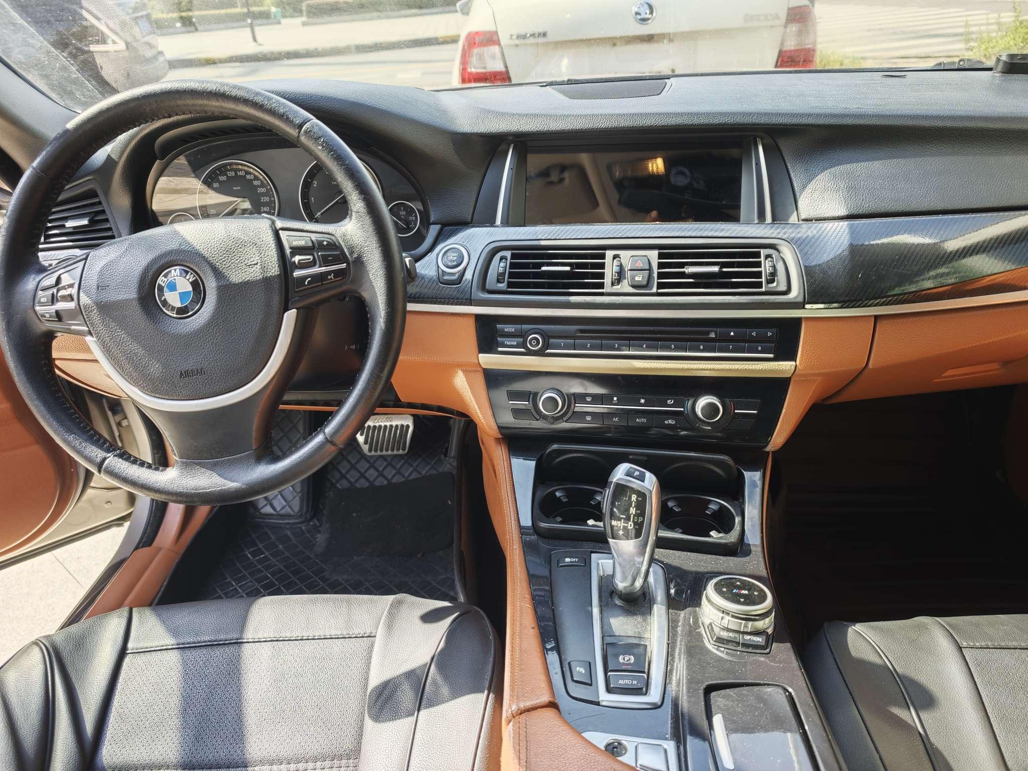 BMW 5 серии 2012 thumb 5