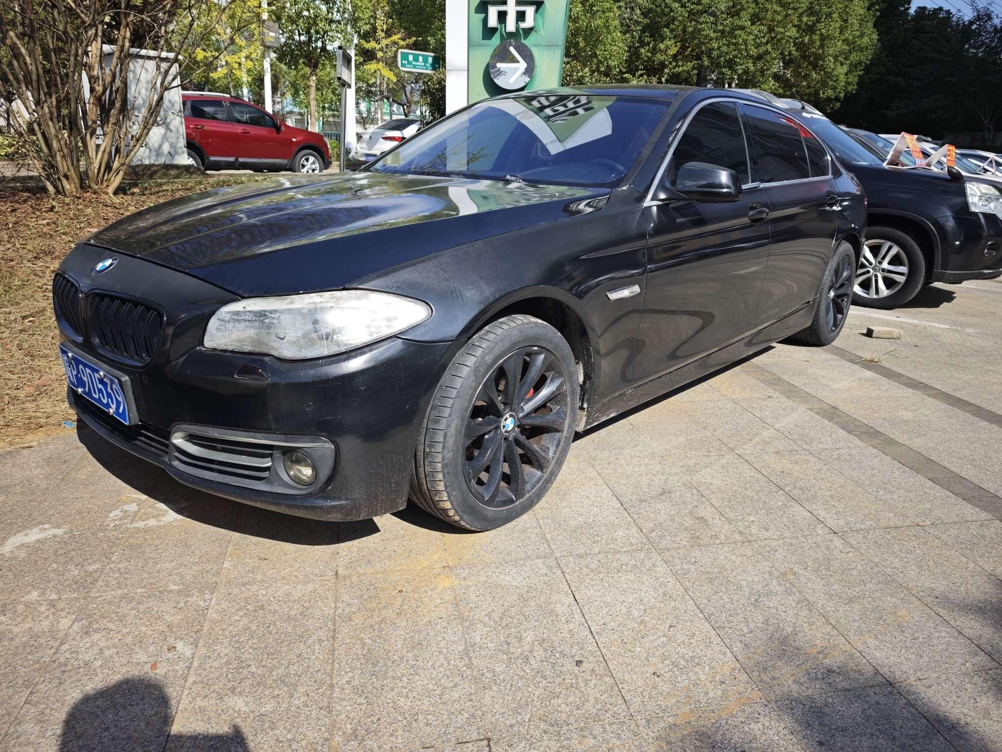 BMW 5 серии 2012 thumb 8