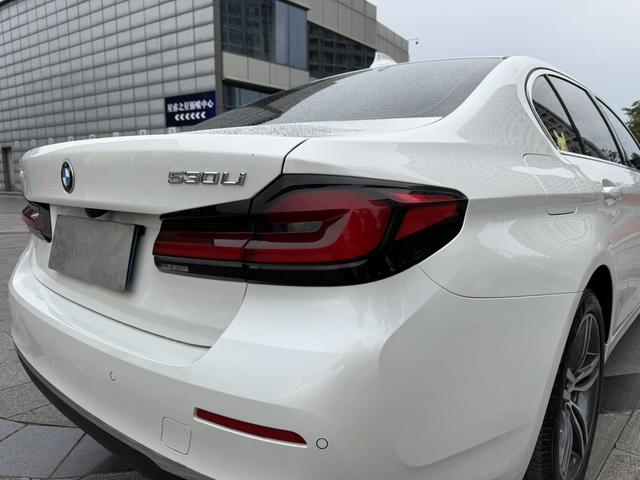BMW 5 серии 2023 thumb 5