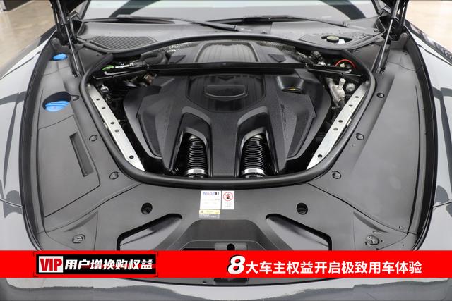 Porsche Panamera 2023 thumb 4