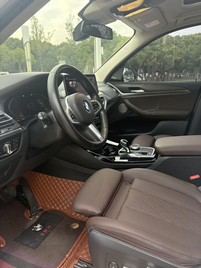 BMW X3 2022 thumb 3