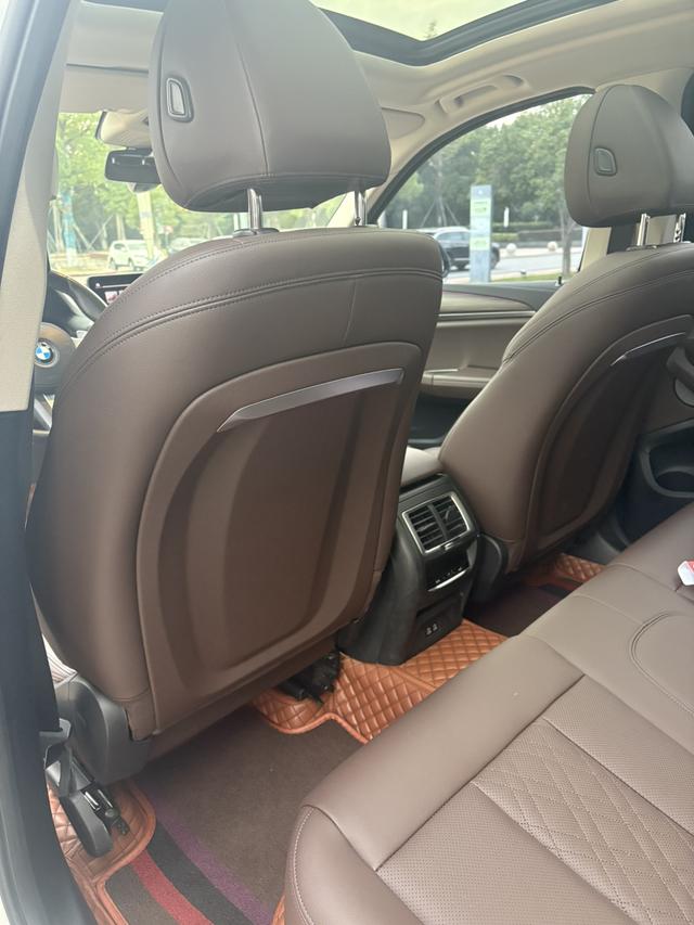 BMW X3 2022 thumb 4