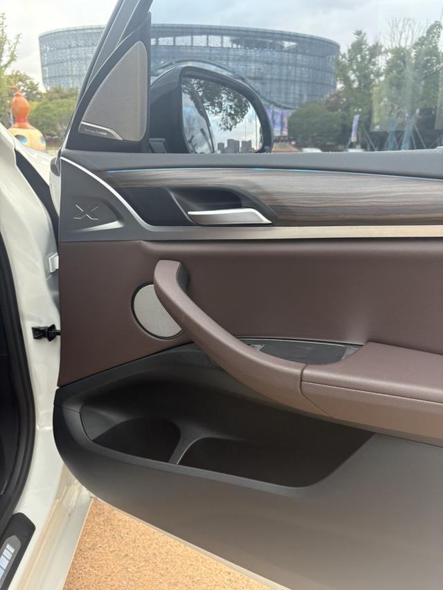 BMW X3 2022 thumb 5