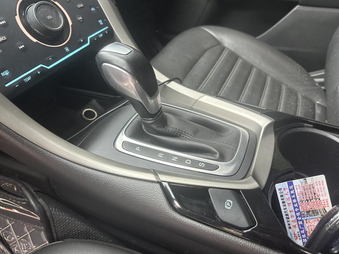 Ford Mondeo 2015 thumb 6