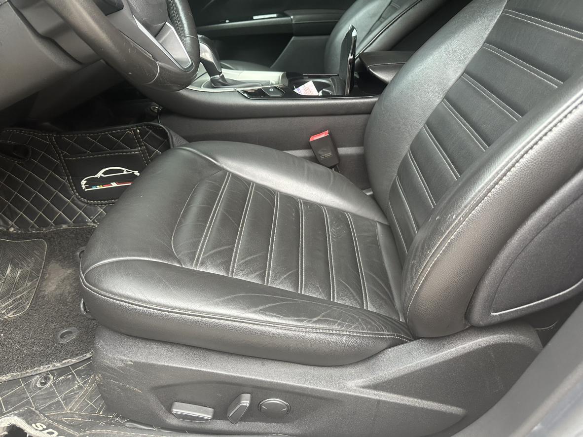 Ford Mondeo 2015 thumb 8