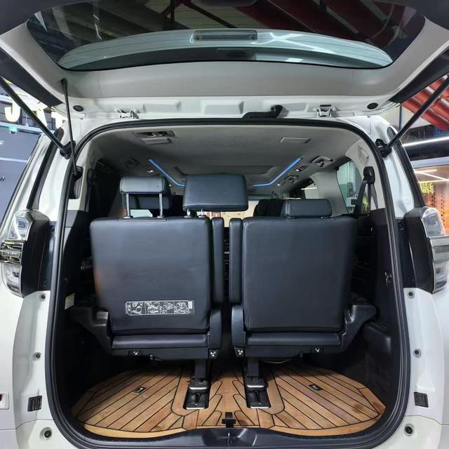 Toyota Vellfire 2020 thumb 2