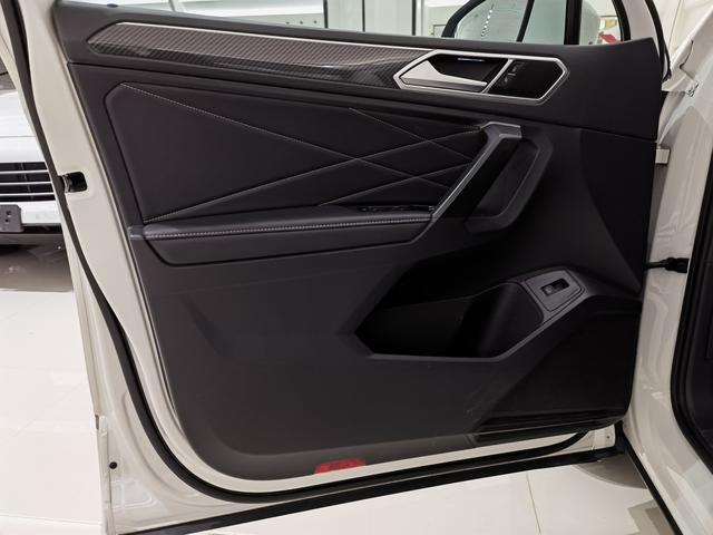 Volkswagen Tiguan 2022 thumb 5