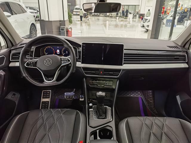 Volkswagen Tiguan 2022 thumb 9