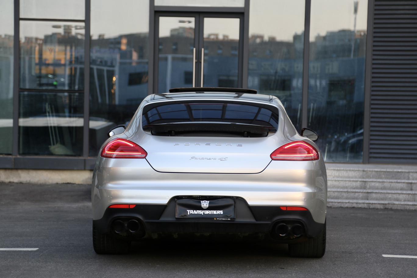 Porsche Panamera 2015 thumb 3