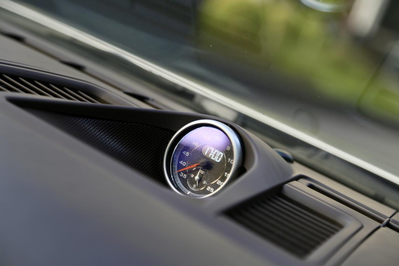 Porsche Panamera 2015 thumb 6