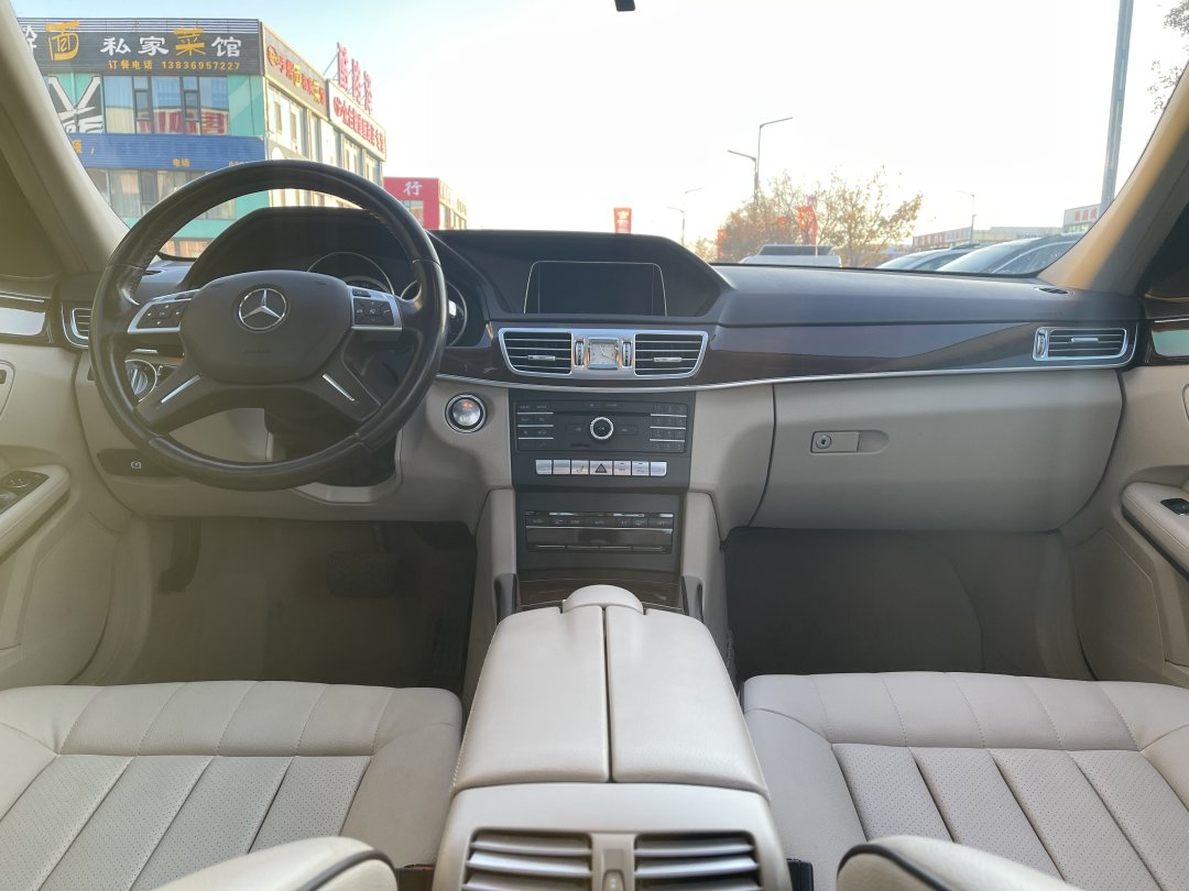 Mercedes-Benz E-Class 2016 thumb 6