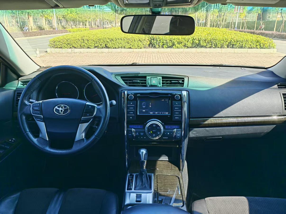 Toyota Reiz 2016 thumb 5