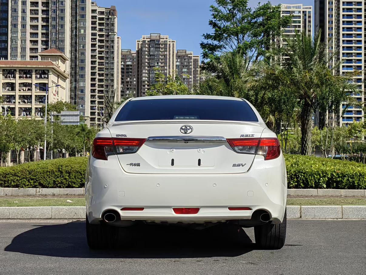 Toyota Reiz 2016 thumb 12