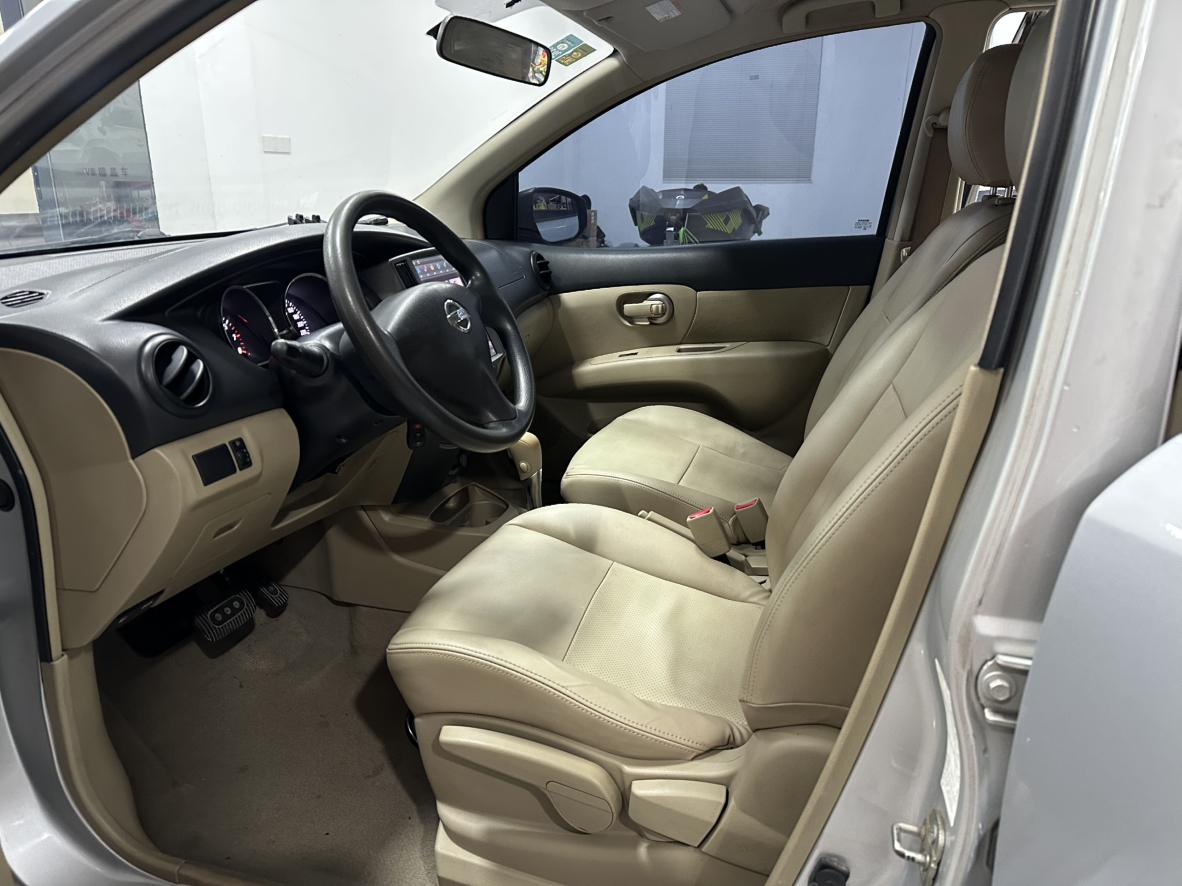 Nissan Livina 2016 thumb 7