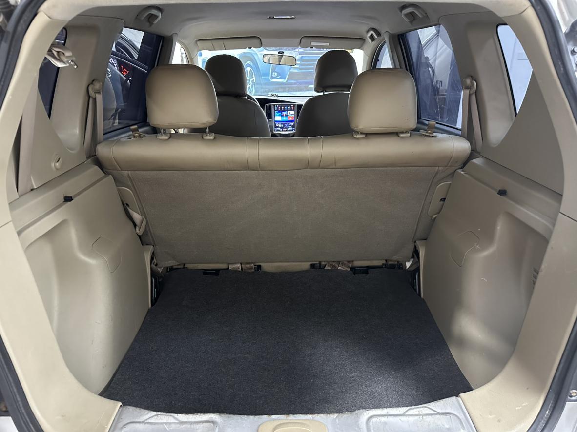 Nissan Livina 2016 thumb 11