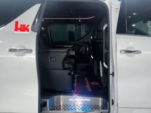 Toyota Alphard 2019 thumb 6