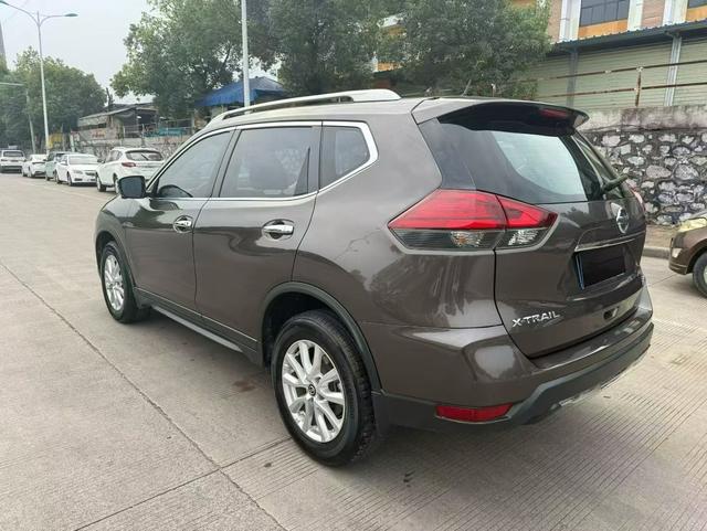 Nissan X-Trail 2021 thumb 3