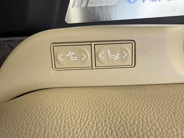 Toyota Sienna 2021 thumb 3