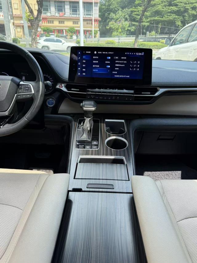 Toyota Sienna 2021 thumb 9