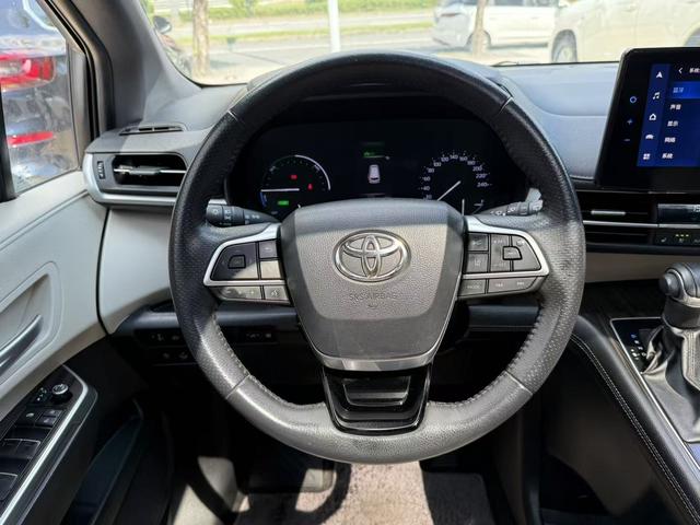 Toyota Sienna 2021 thumb 11
