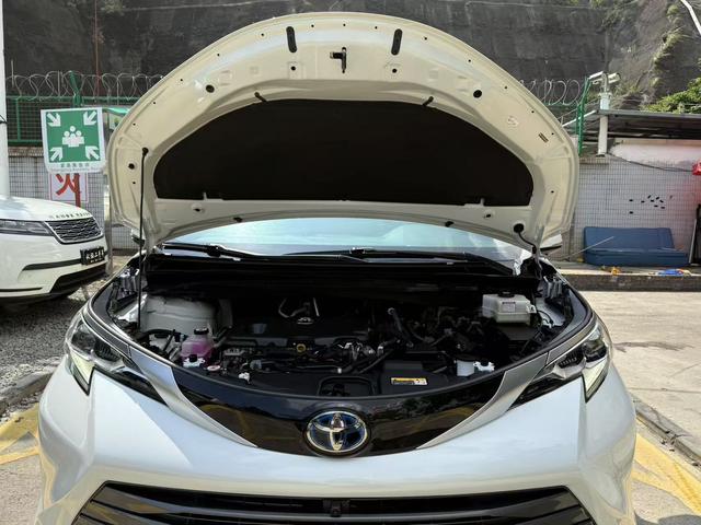 Toyota Sienna 2021 thumb 12