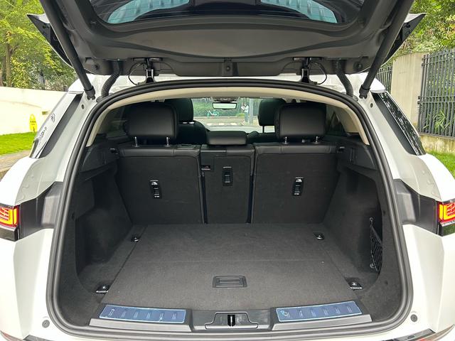 Land Rover Range Rover Velar 2022 thumb 8