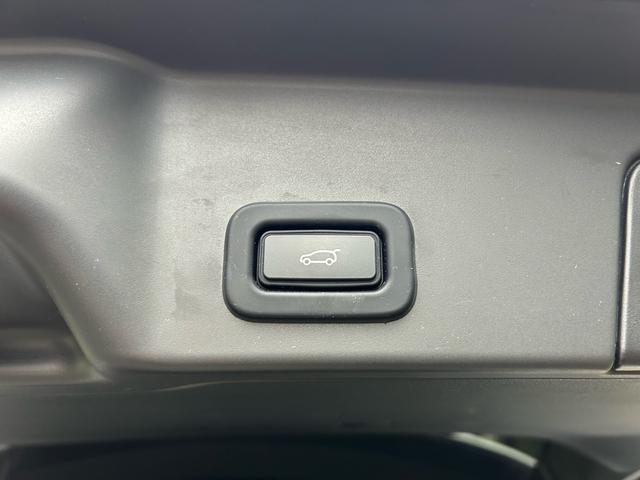 Land Rover Range Rover Velar 2022 thumb 9