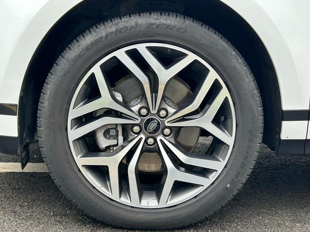 Land Rover Range Rover Velar 2022 thumb 12