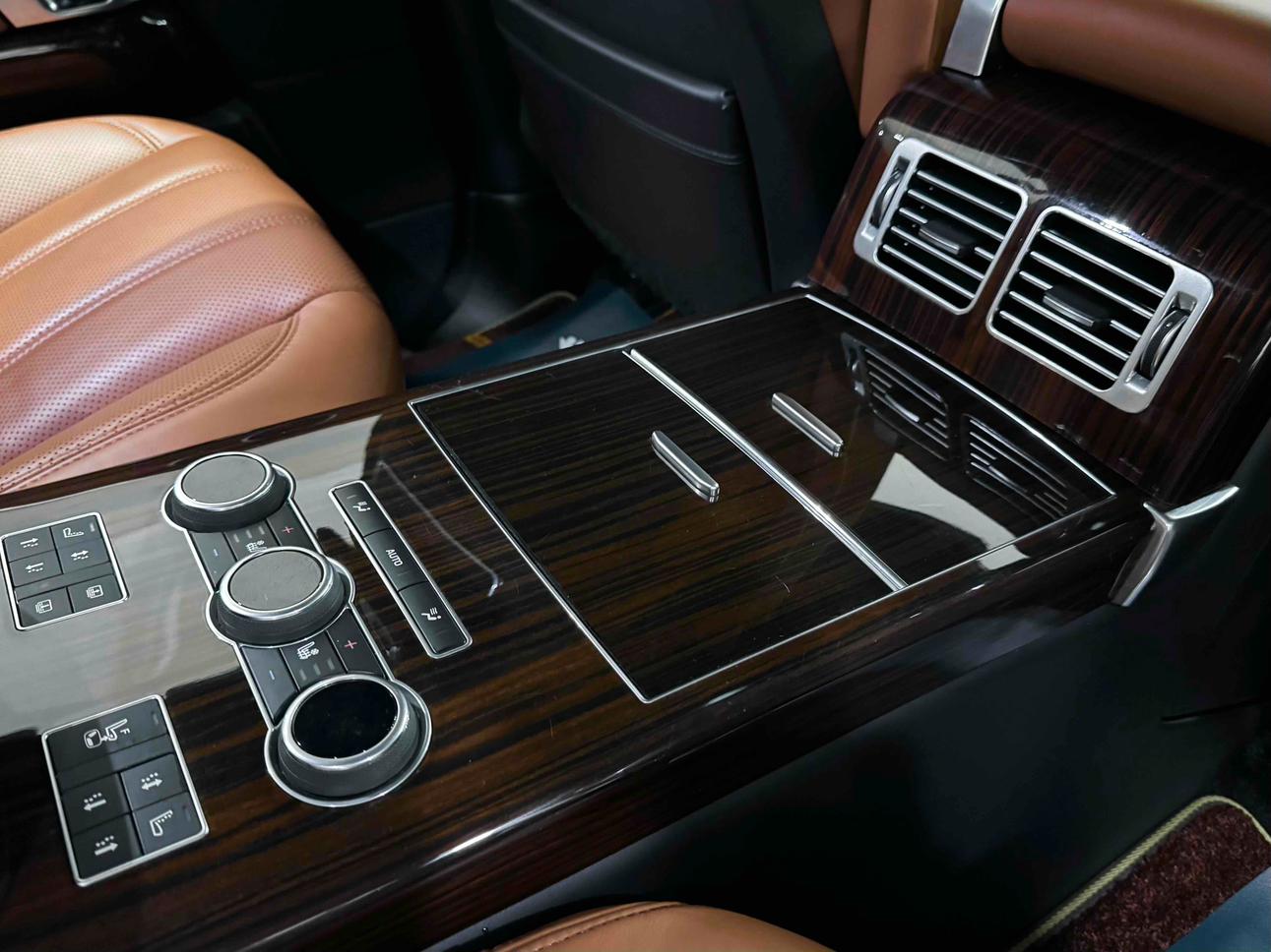 Land Rover Range Rover 2017 thumb 9