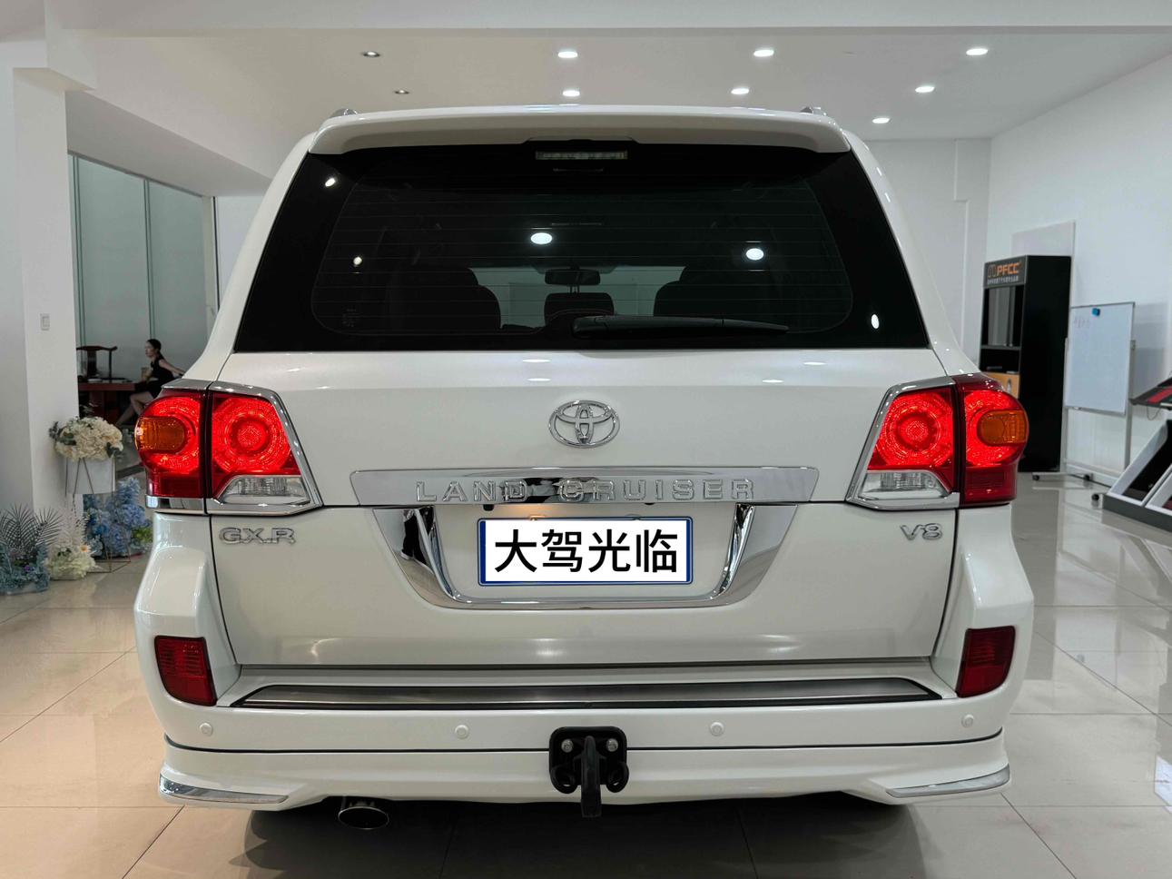 Toyota Land Cruiser 2017 thumb 3