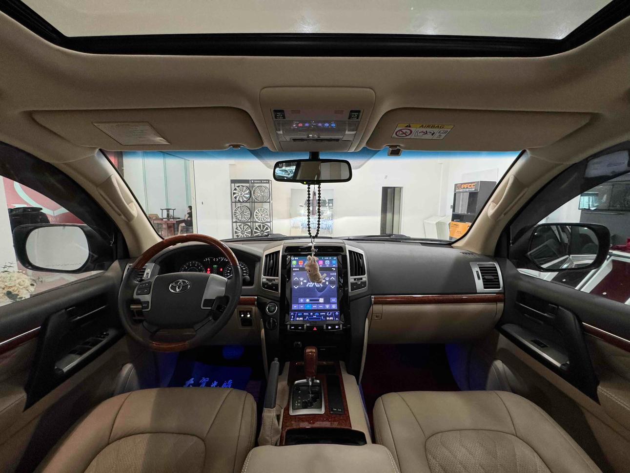 Toyota Land Cruiser 2017 thumb 9
