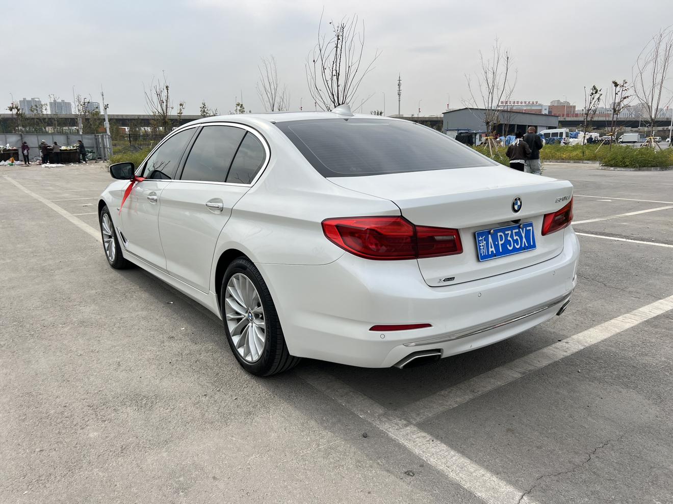 BMW 5 серии 2018 thumb 2
