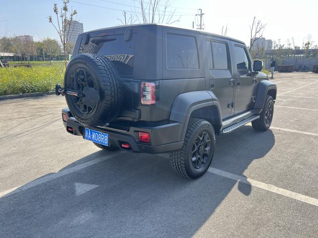 BJ 40 2024 thumb 4