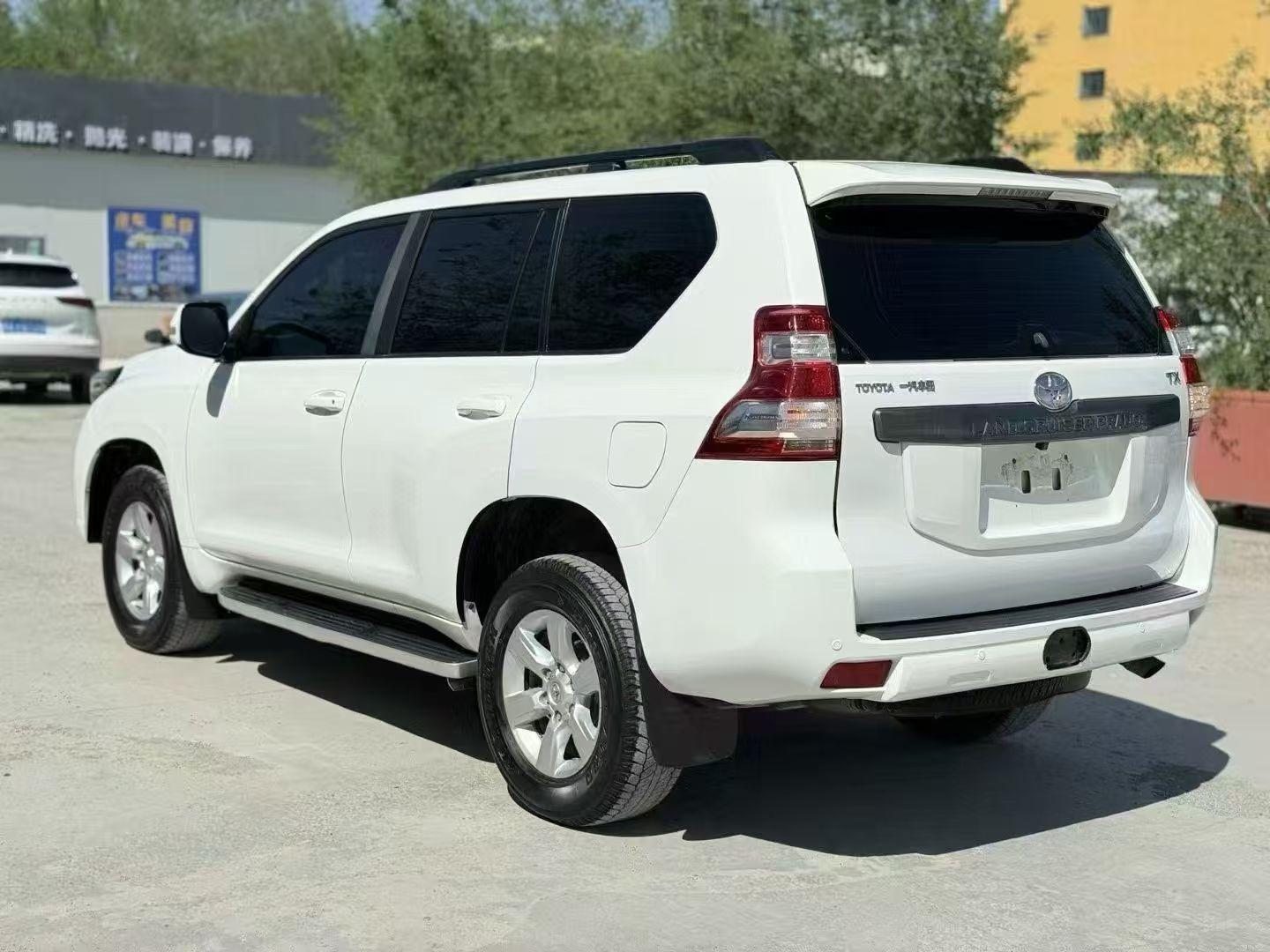 Toyota Land Cruiser Prado 2015 thumb 2