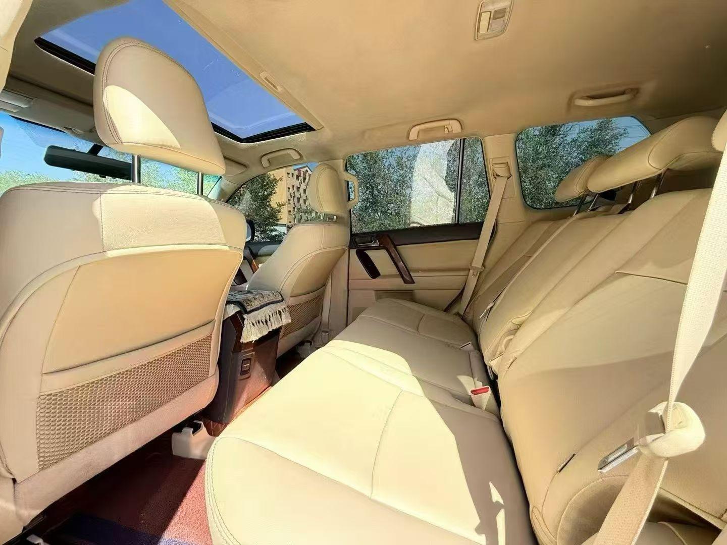 Toyota Land Cruiser Prado 2015 thumb 7