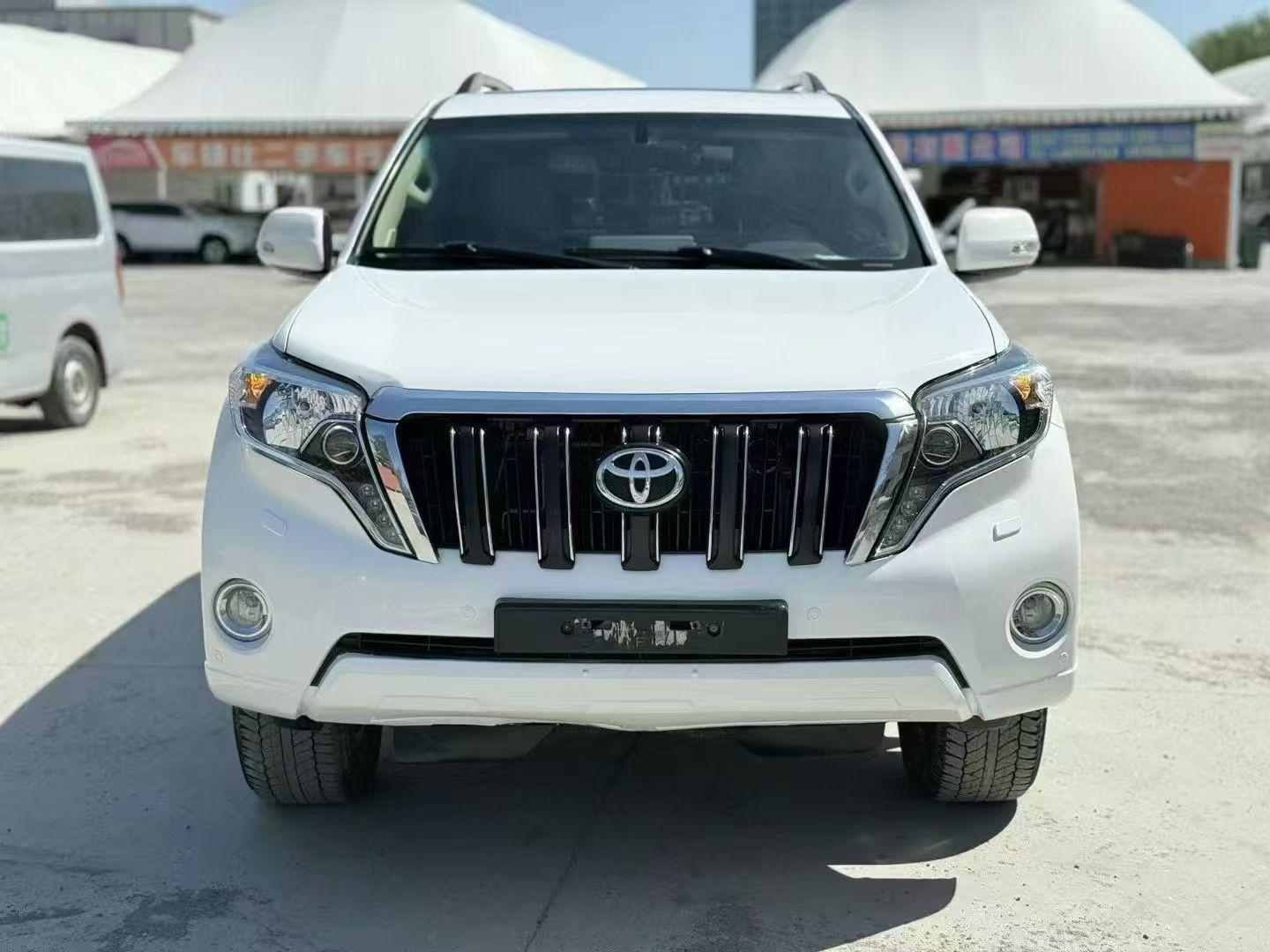 Toyota Land Cruiser Prado 2015 thumb 9