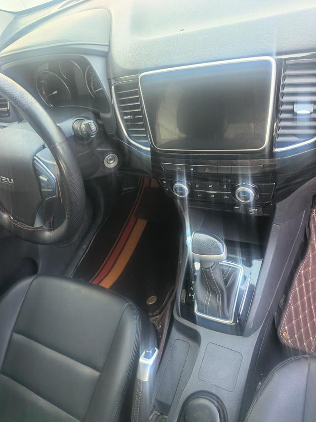 Isuzu D-Max 2019 thumb 4
