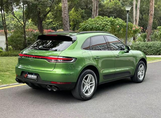 Porsche Macan 2022 thumb 7