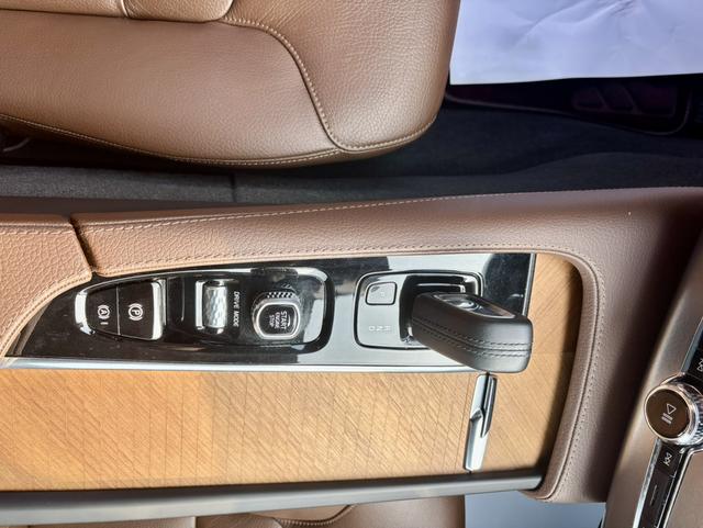 Volvo XC90 2021 thumb 6