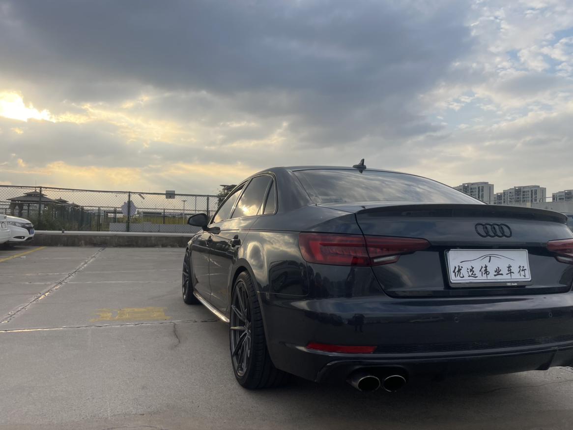Audi S4 2019 thumb 2