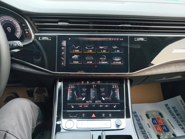 Audi Q8 2019 thumb 9