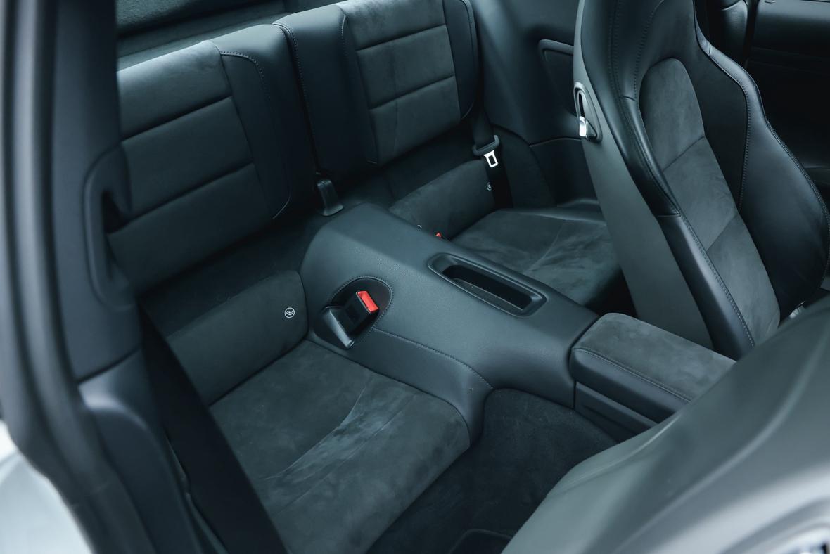 Porsche 911 2019 thumb 12