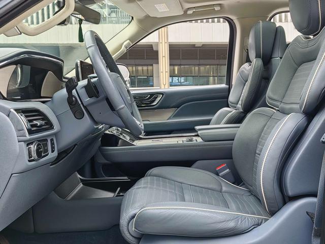 Lincoln Nautilus 2020 thumb 6