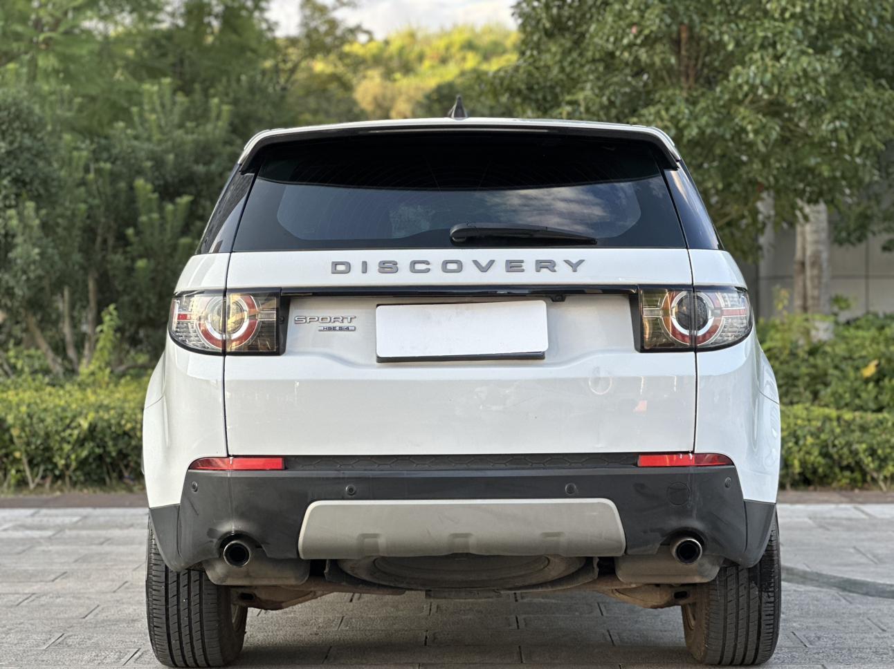 Land Rover Discovery Sport 2017 thumb 3