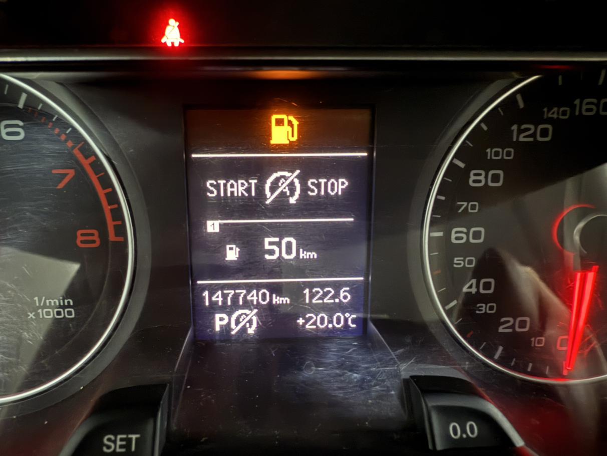 Audi A4 2013 thumb 9