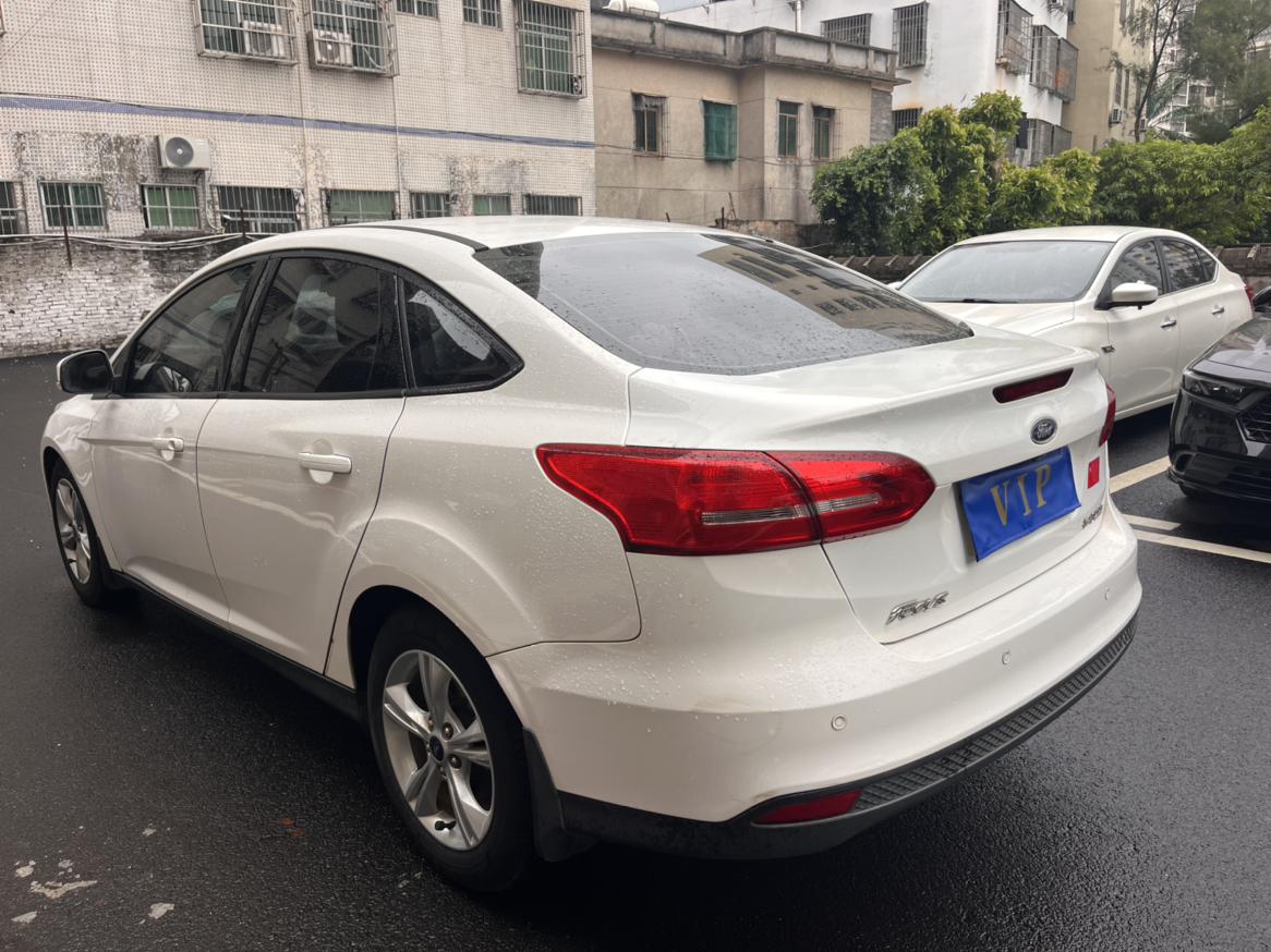 Ford Focus ST 2016 thumb 2